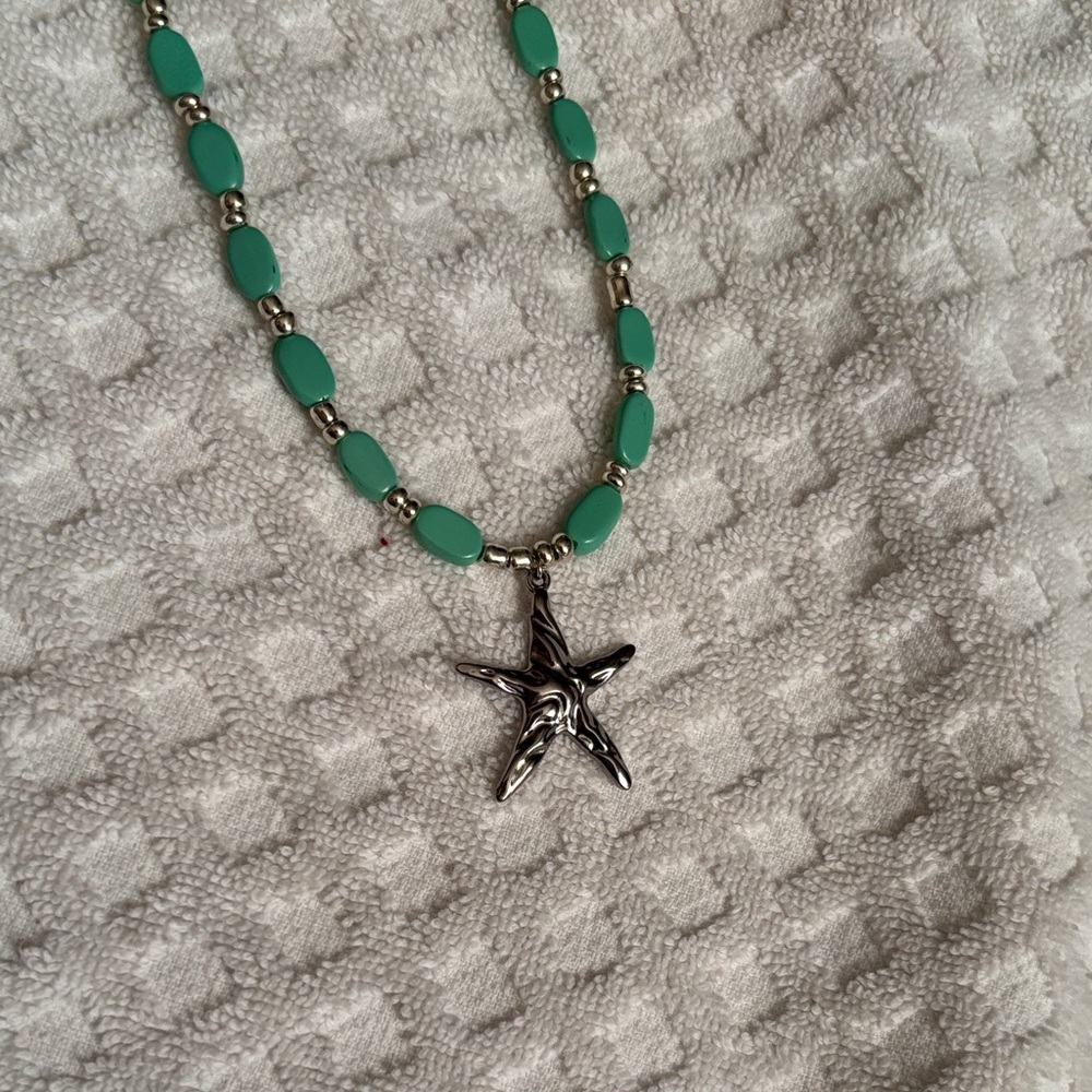 Silver Starfish Necklace with Green Beads - Picture 2 of 3
